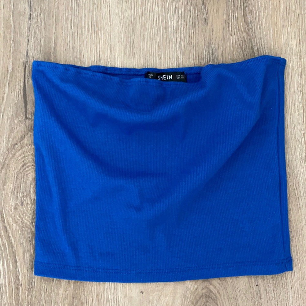 Blue sleeveless top